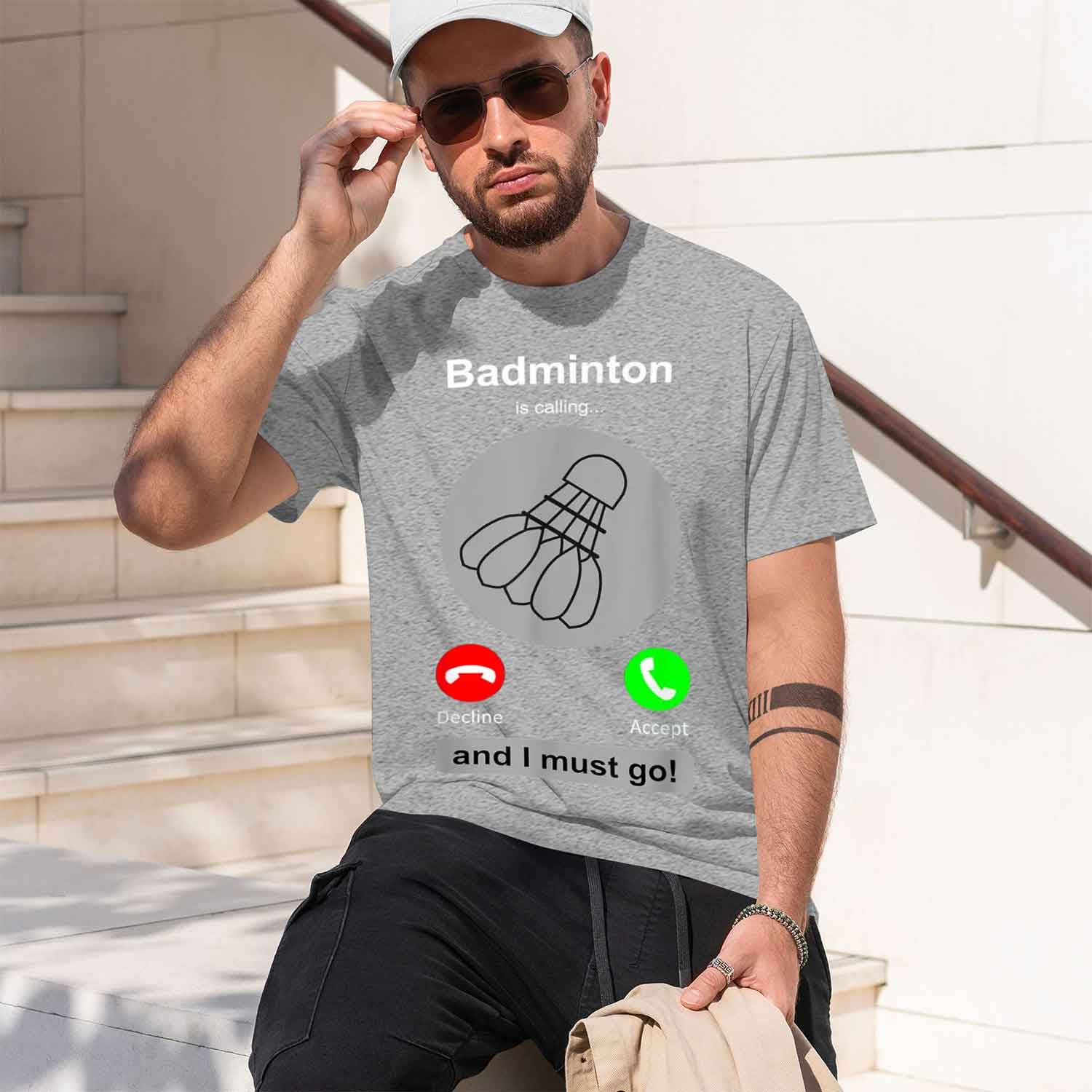 カジュアルスタイルメンズTシャツバドミントンコーリンググラフ - Badminton Is Calling のレビューと価格